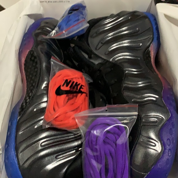 Nike Air Foamposite One gradient soles - Picture 2 of 10